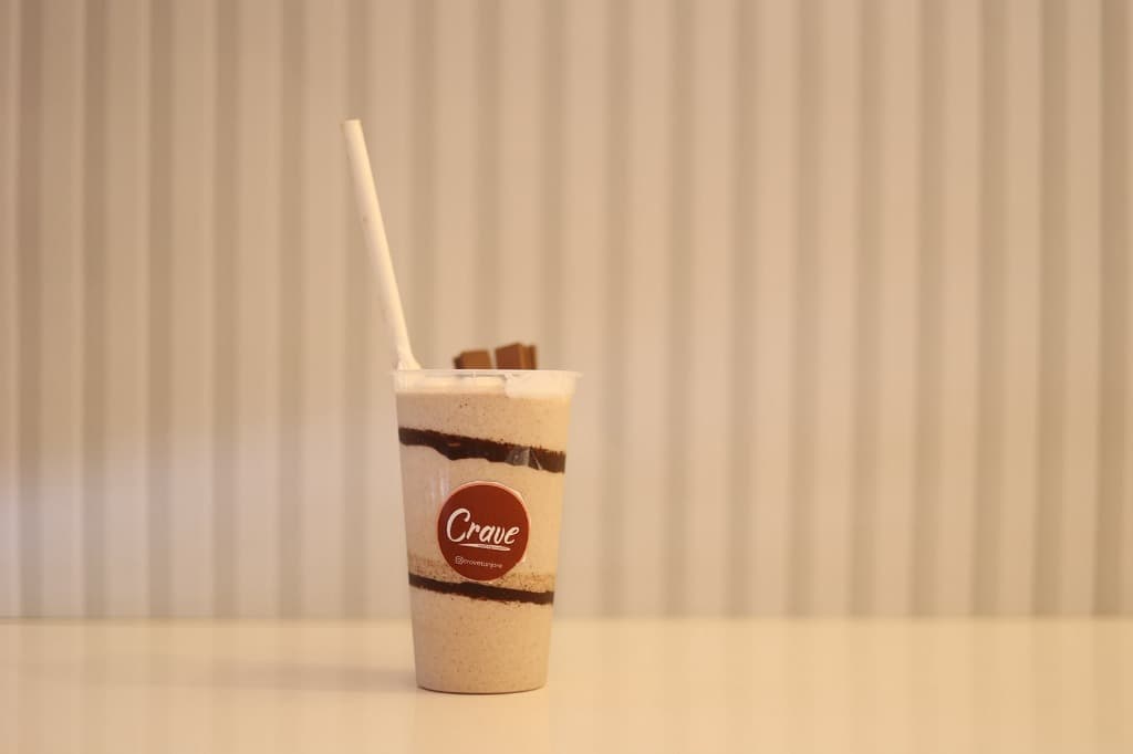 Shakes